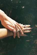 Load image into Gallery viewer, Ravi - Silver