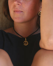 Load image into Gallery viewer, Malin Pendant :: Bronze