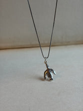 Load image into Gallery viewer, Rise Pendant :: Silver