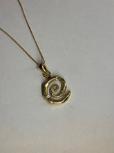 Load image into Gallery viewer, Malin Pendant :: Bronze