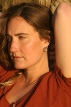 Load image into Gallery viewer, Peitho Studs - Silver