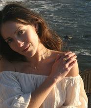 Load image into Gallery viewer, Peitho Studs - Bronze