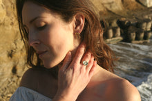 Load image into Gallery viewer, Peitho Studs - Bronze