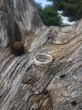 Load image into Gallery viewer, Florian Band