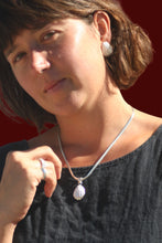 Load image into Gallery viewer, Ran Studs :: Silver
