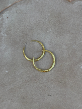 Load image into Gallery viewer, Circe Hoops :: Bronze
