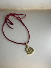 Load image into Gallery viewer, Malin Pendant :: Bronze
