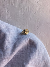 Load image into Gallery viewer, Cronos Signet - Bronze
