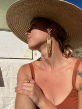 Load image into Gallery viewer, Ainsley Earring

