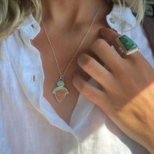 Load image into Gallery viewer, Veida Pendant
