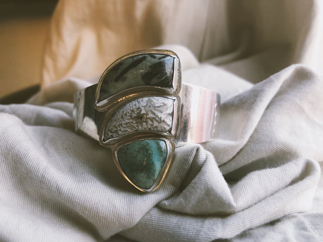 Quiver Cuff